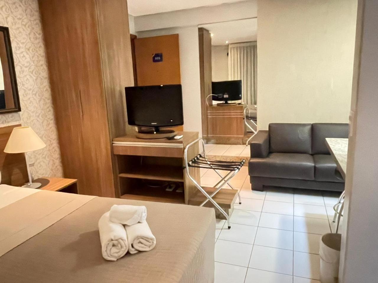 Sun Square Suites Hotel By Lual Goiânia Extérieur photo